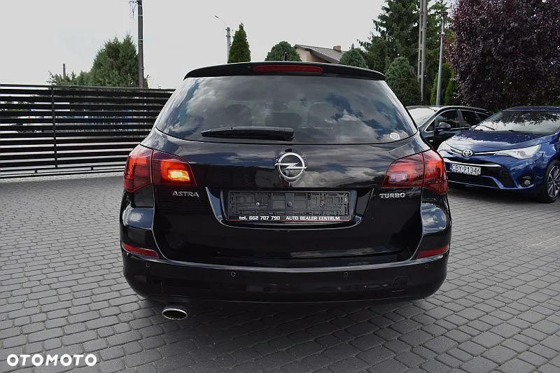 Opel Astra IV 1.4 T Cosmo - 39