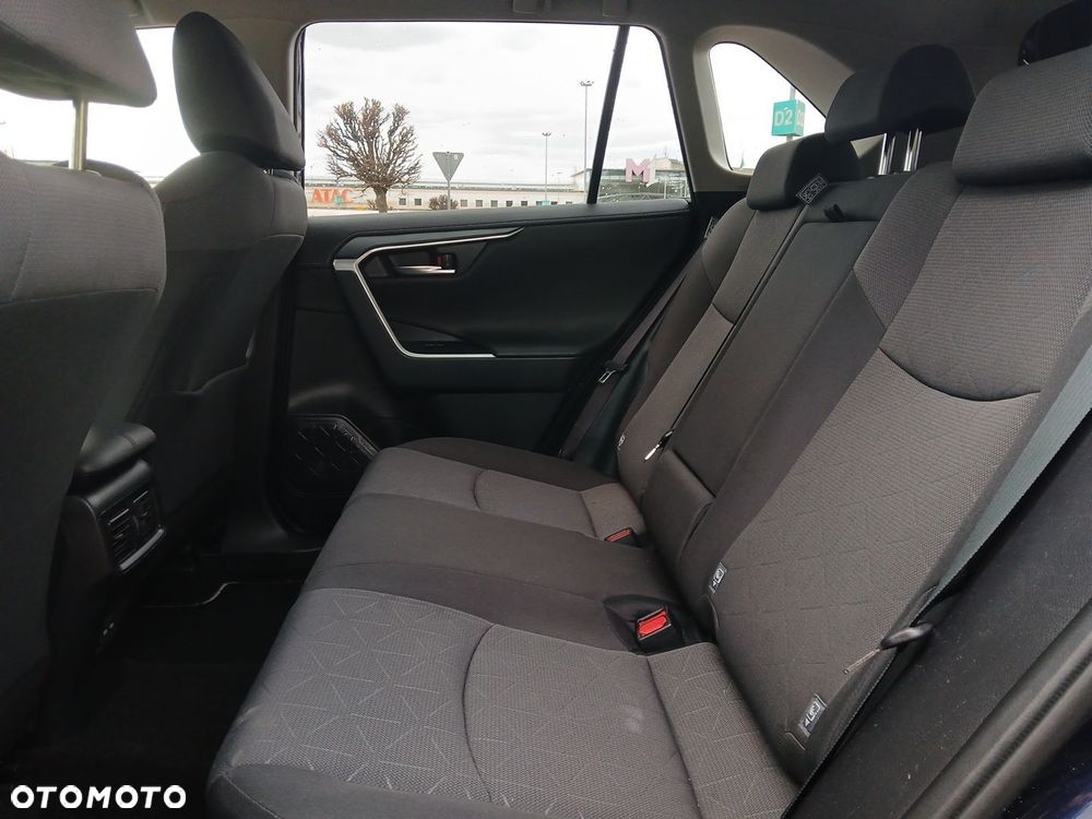 Toyota RAV4 - 16
