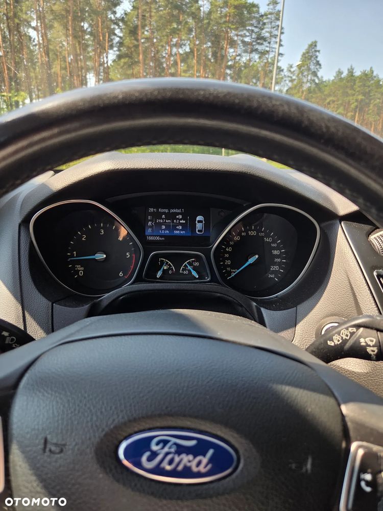 Ford Focus 1.5 TDCi Titanium - 9
