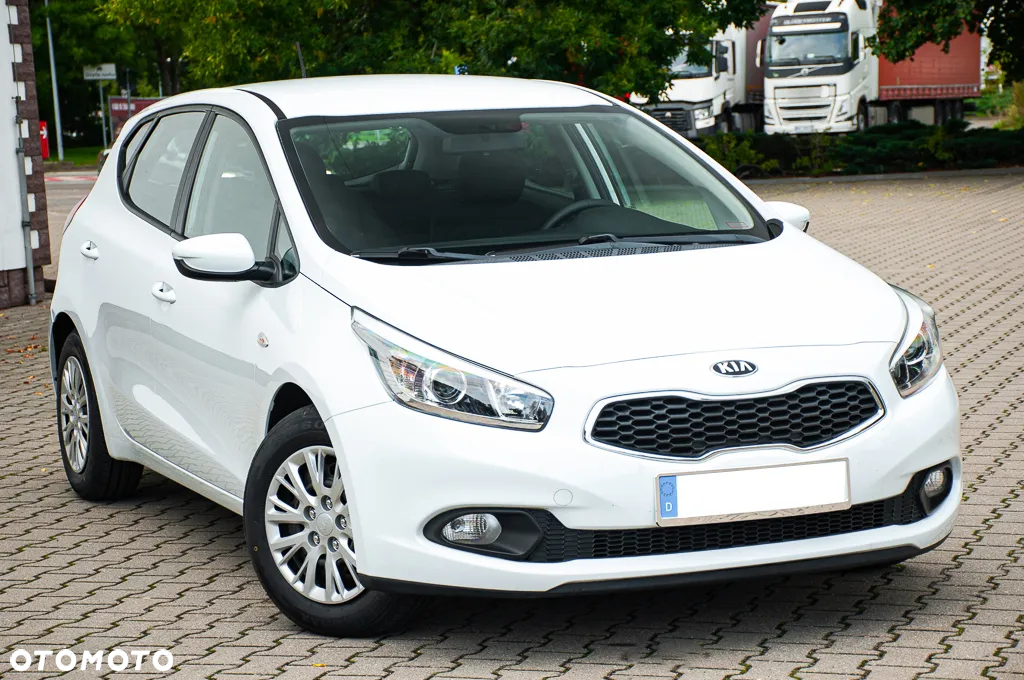 Kia Ceed 1.4 CVVT Vision - 6