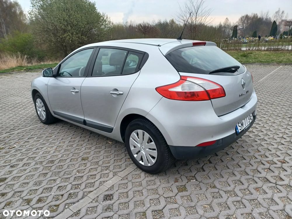 Renault Megane 1.6 16V Authentique Euro5 - 7
