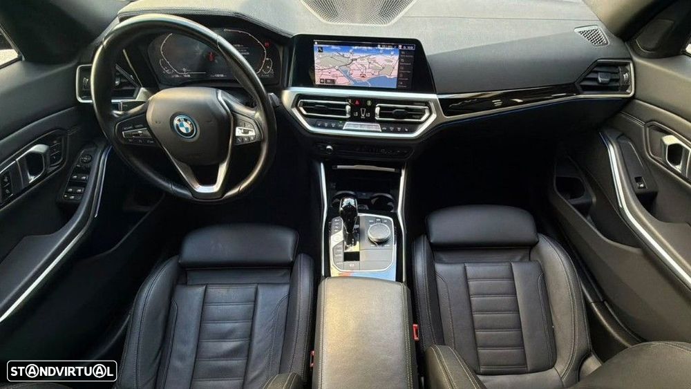BMW 320 e Line Sport Auto - 18