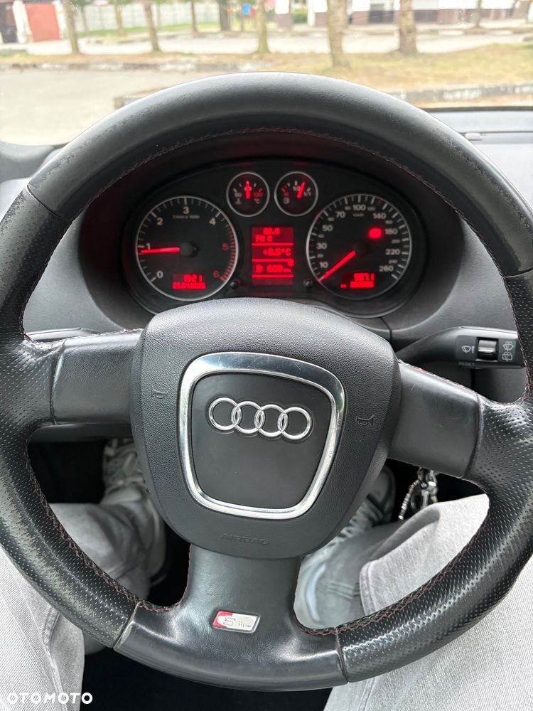 Audi A3 Sportback - 12