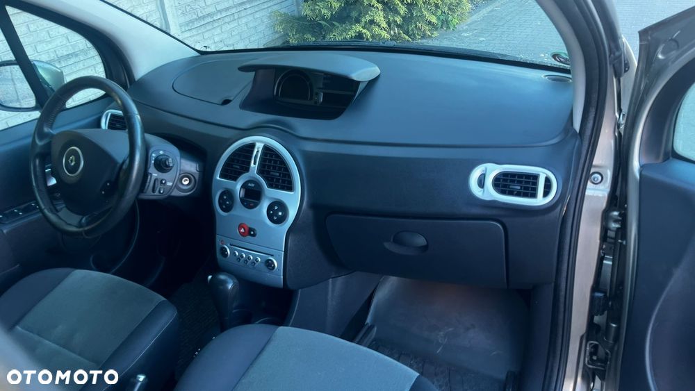 Renault Modus Grand 1.6 16V ESP Limited - 18
