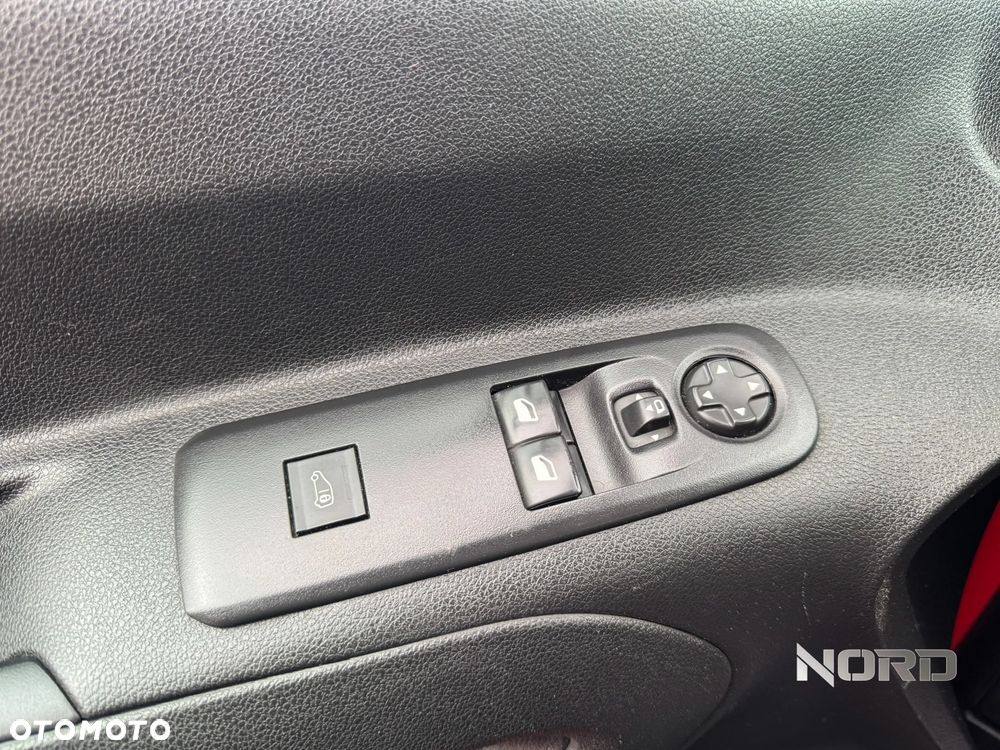 Peugeot Partner 4x4 1.5 Long Premium - 20