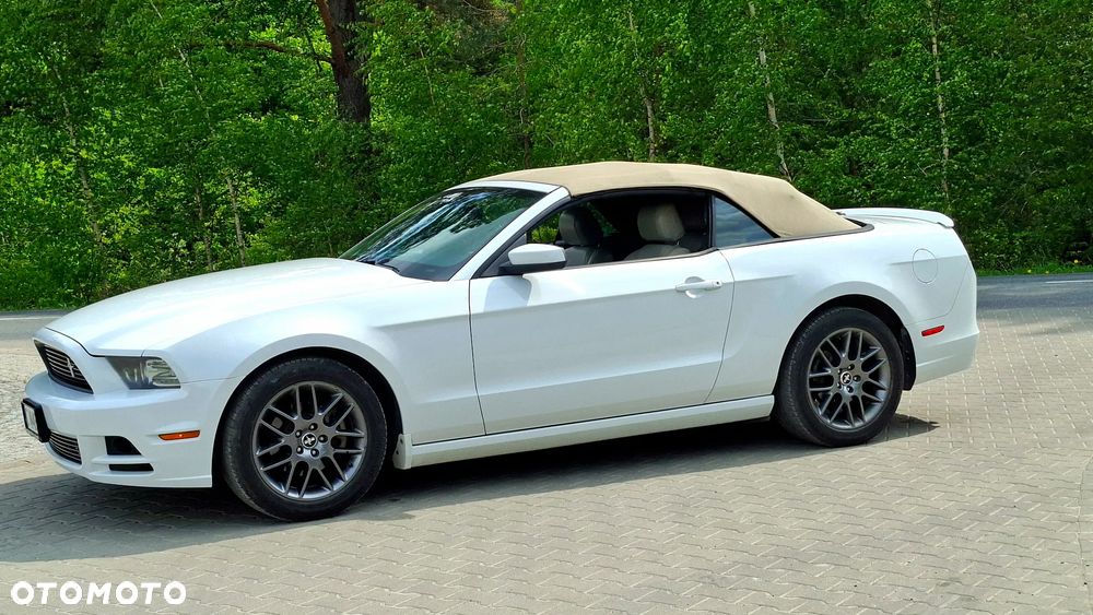 Ford Mustang 3.7 V6 Premium - 7