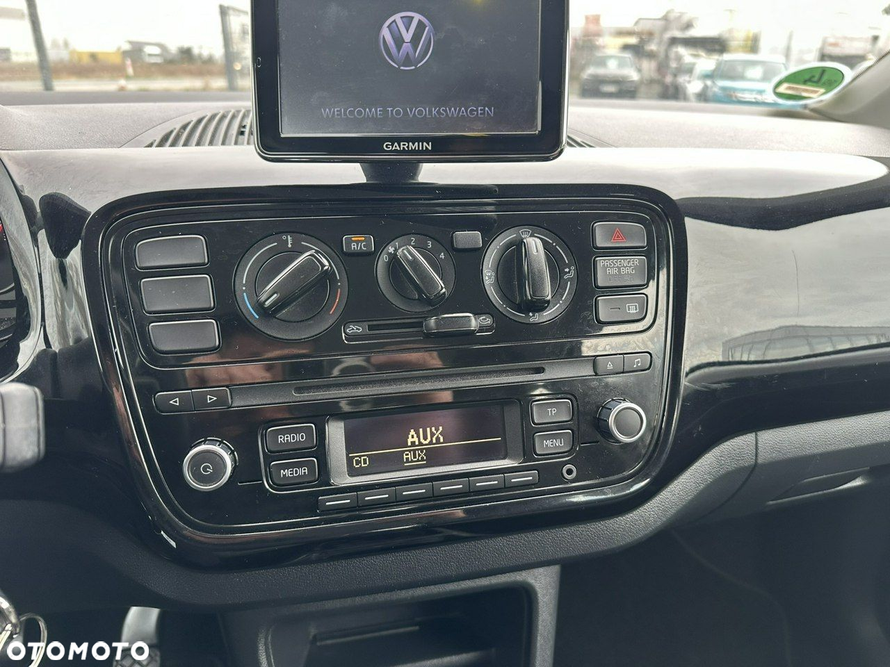 Volkswagen up! 1.0 White Style - 12
