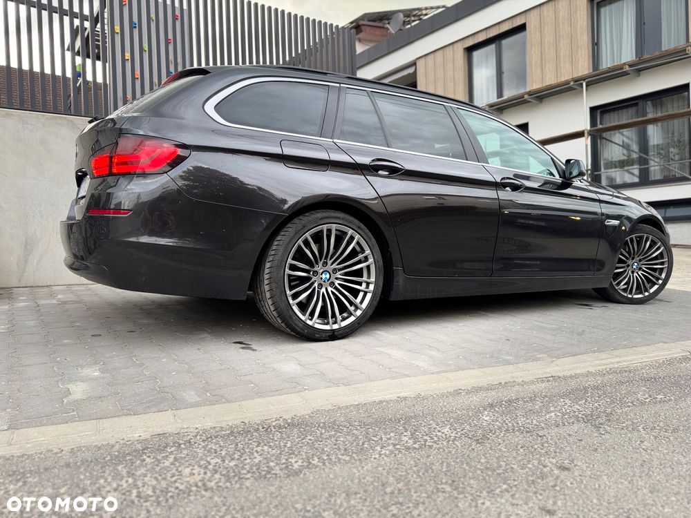 BMW Seria 5 520d - 2