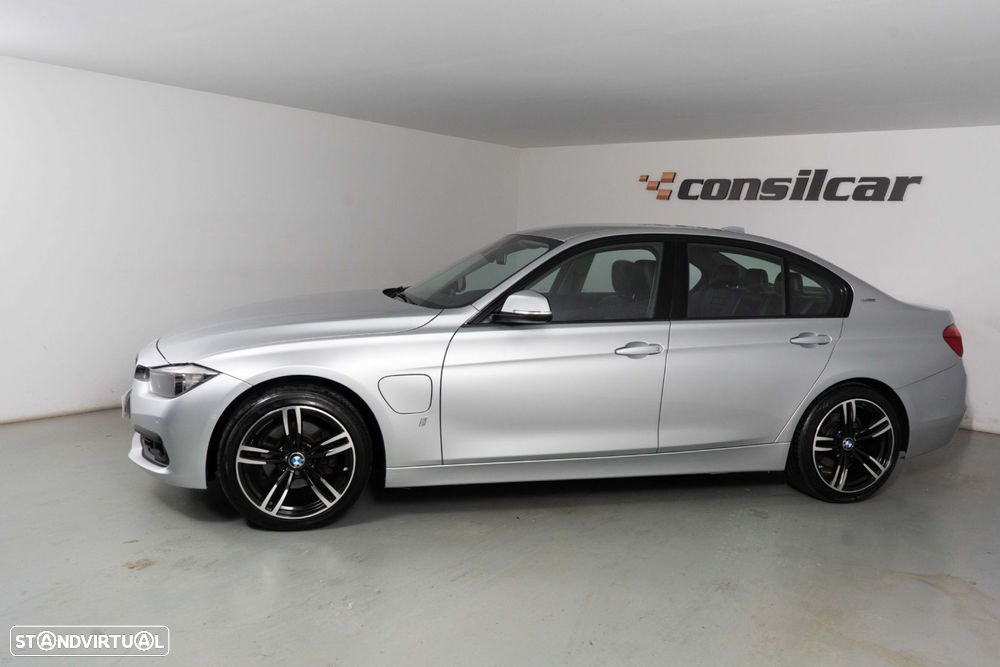 BMW 330 e iPerformance Line Luxury - 7