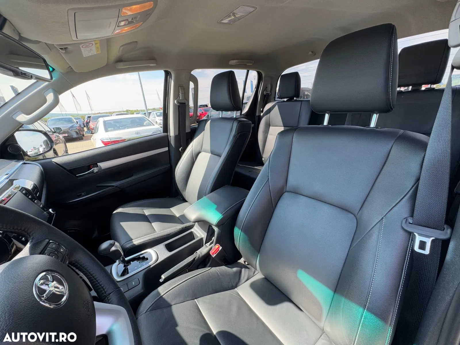 Toyota Hilux 2.4D 150CP 4x4 Double Cab AT Executive - 13