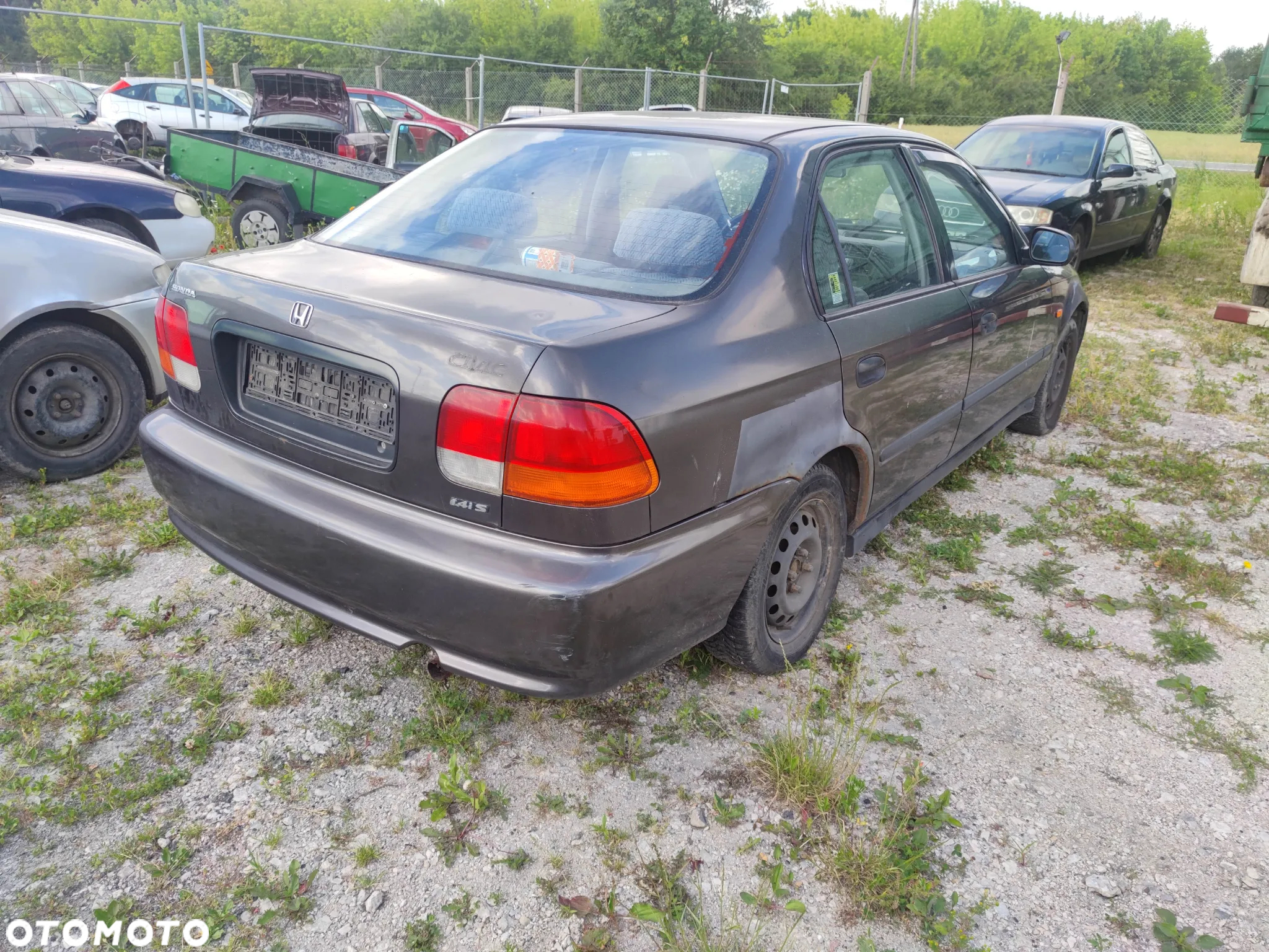 Honda Civic VI sedan 1.4 D14Z2 na części - 4
