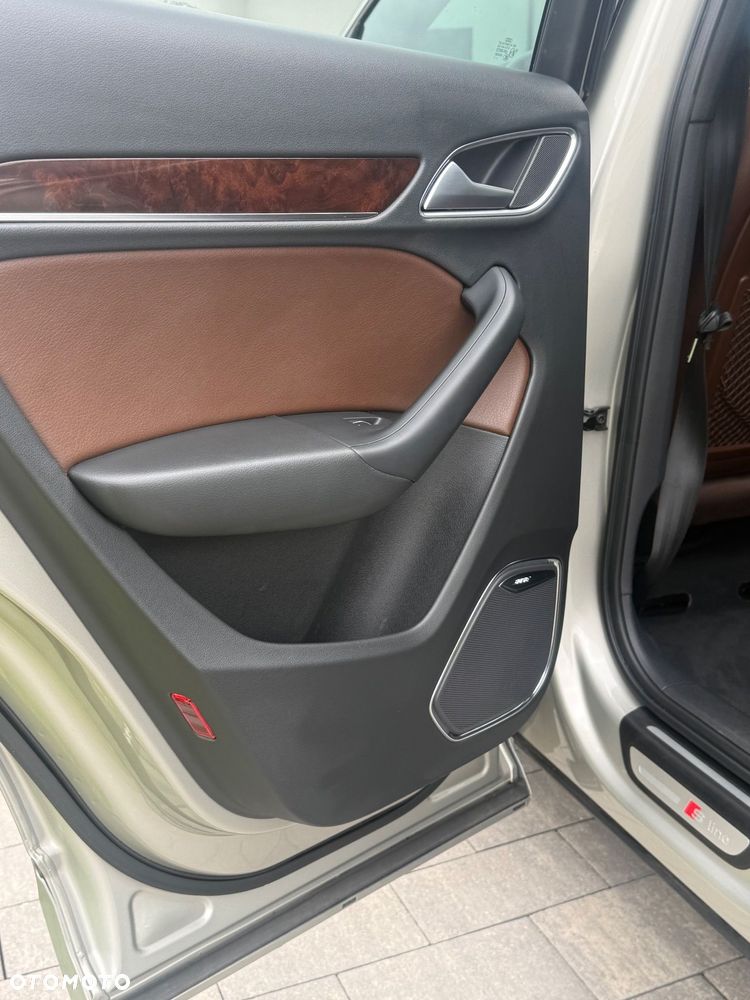 Audi Q3 2.0 TFSI Quattro Sport S tronic - 12