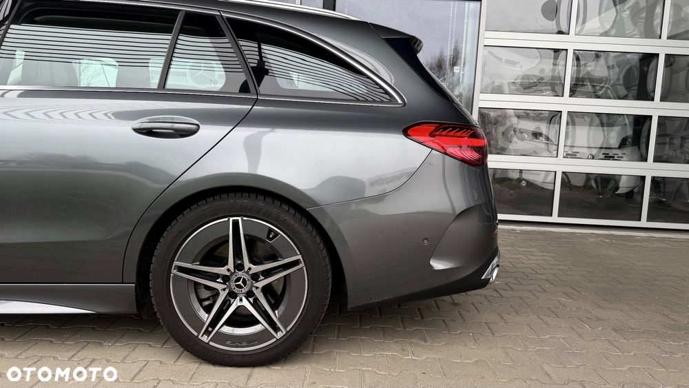 Mercedes-Benz Klasa C 200 9G-TRONIC - 39