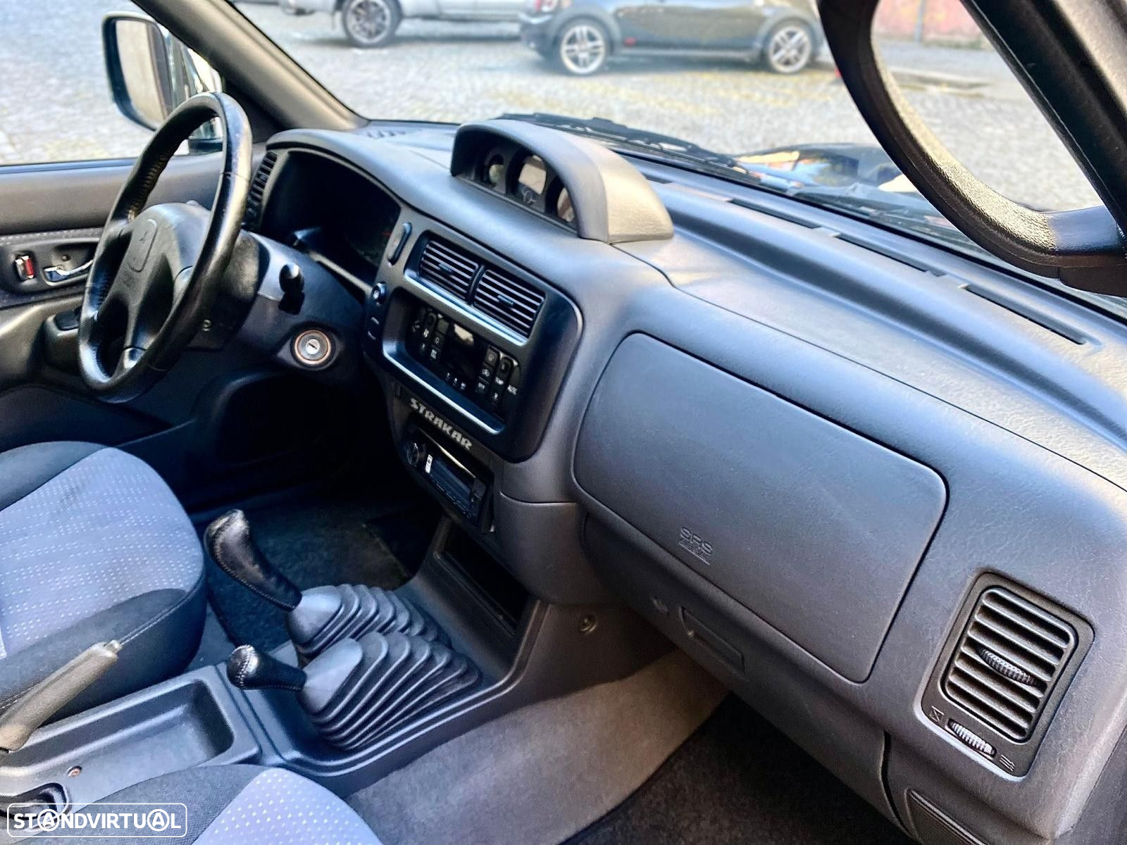 Mitsubishi L200 2.5 TD CD Strakar - 27