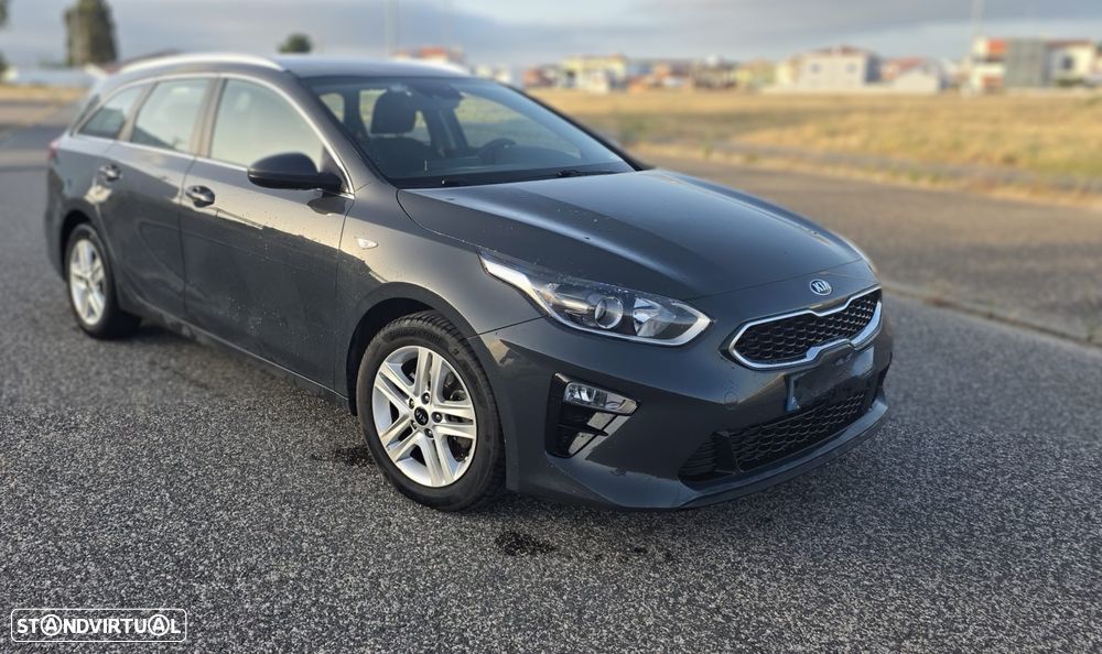 Kia Ceed SW 1.6 CRDi SX - 4