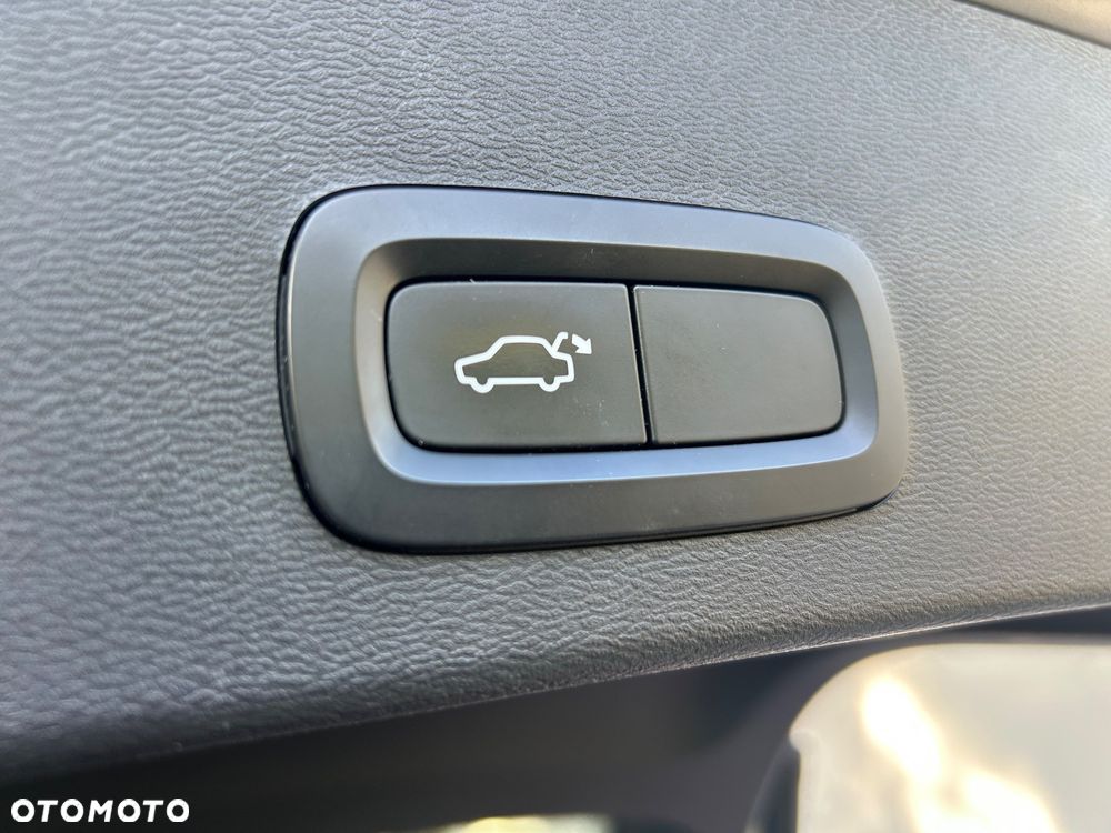 Volvo XC 40 T4 Inscription - 16