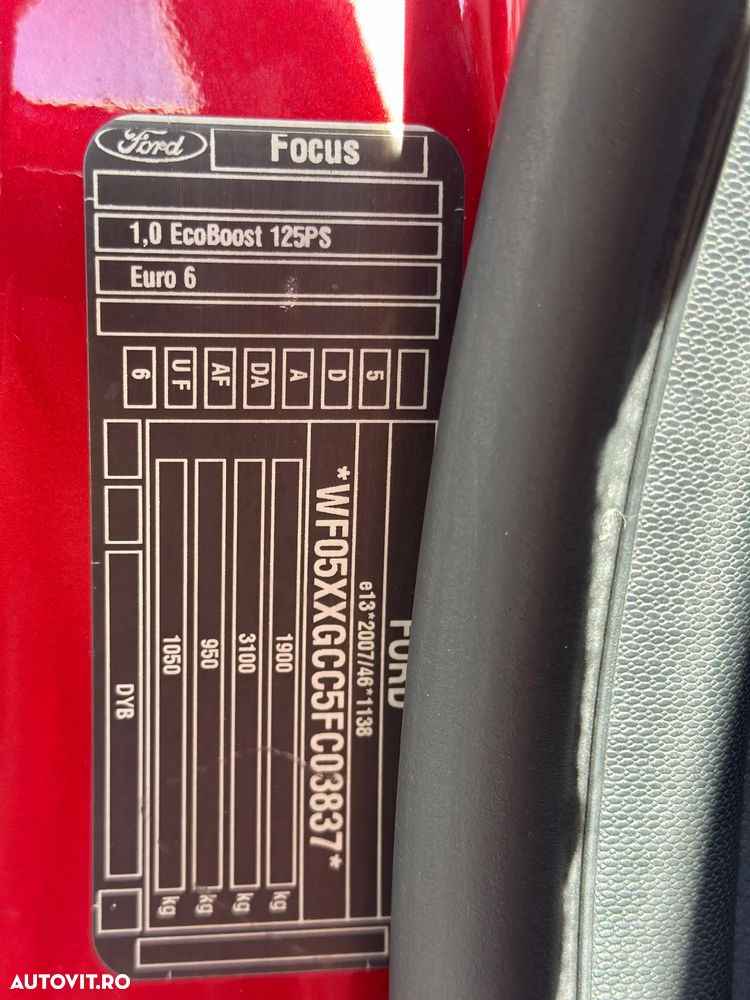 Ford Focus 1.0 EcoBoost Start Stop Titanium - 36