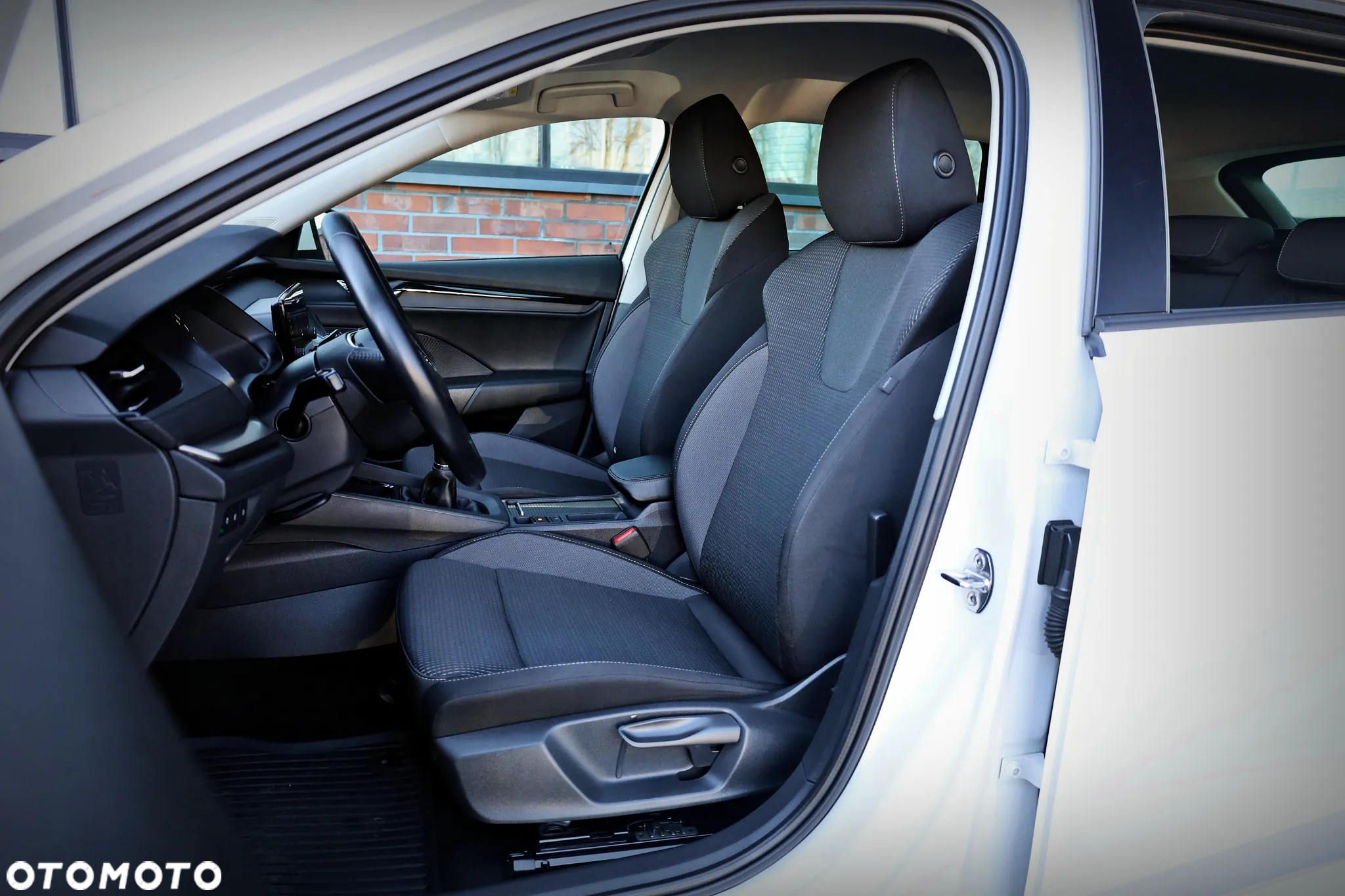 Skoda Octavia 2.0 TDI Ambition - 23