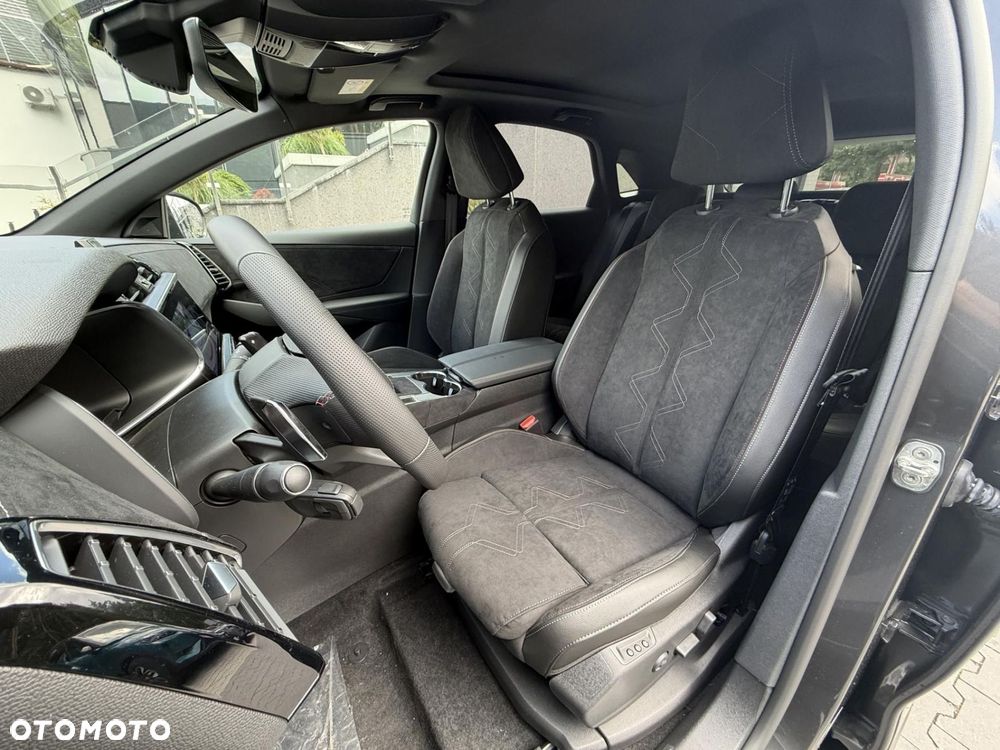 DS Automobiles DS 7 Crossback - 11
