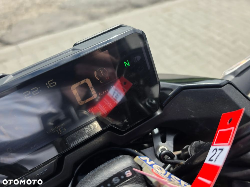 Honda CB - 32