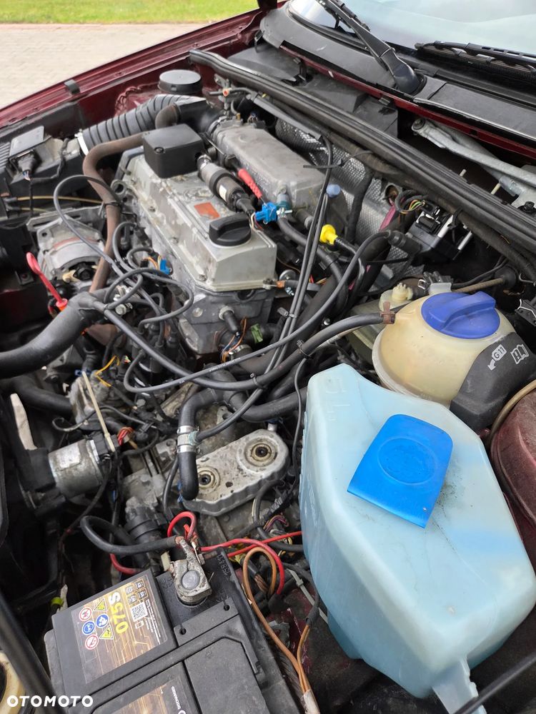 Volkswagen Passat 2.0 GL - 3