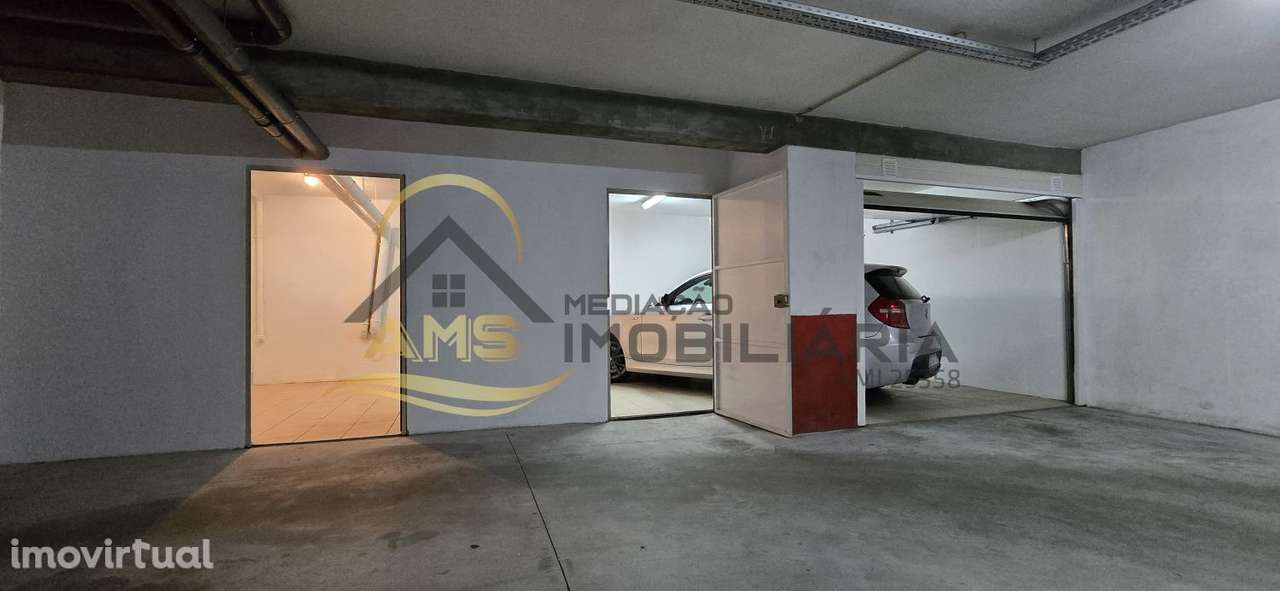 GARAGEM EM FAFE PARA VENDA - Grande imagem: 3/21