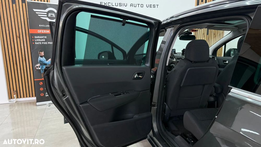 Peugeot 5008 1.6 THP Active - 23