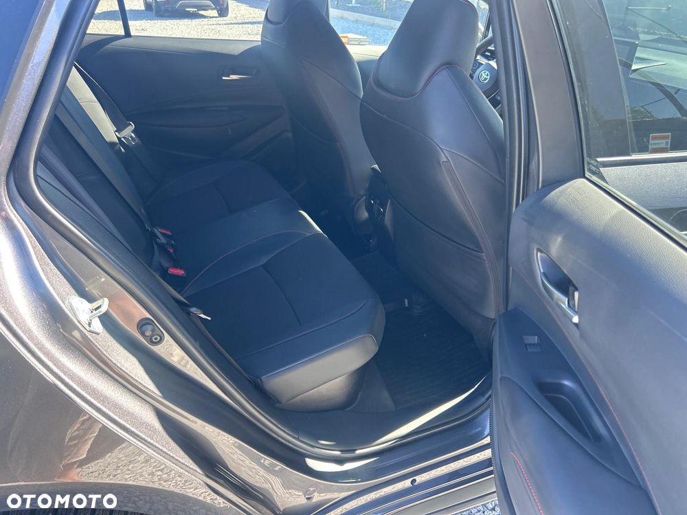 Toyota Corolla 2.0 Hybrid GR Sport - 26