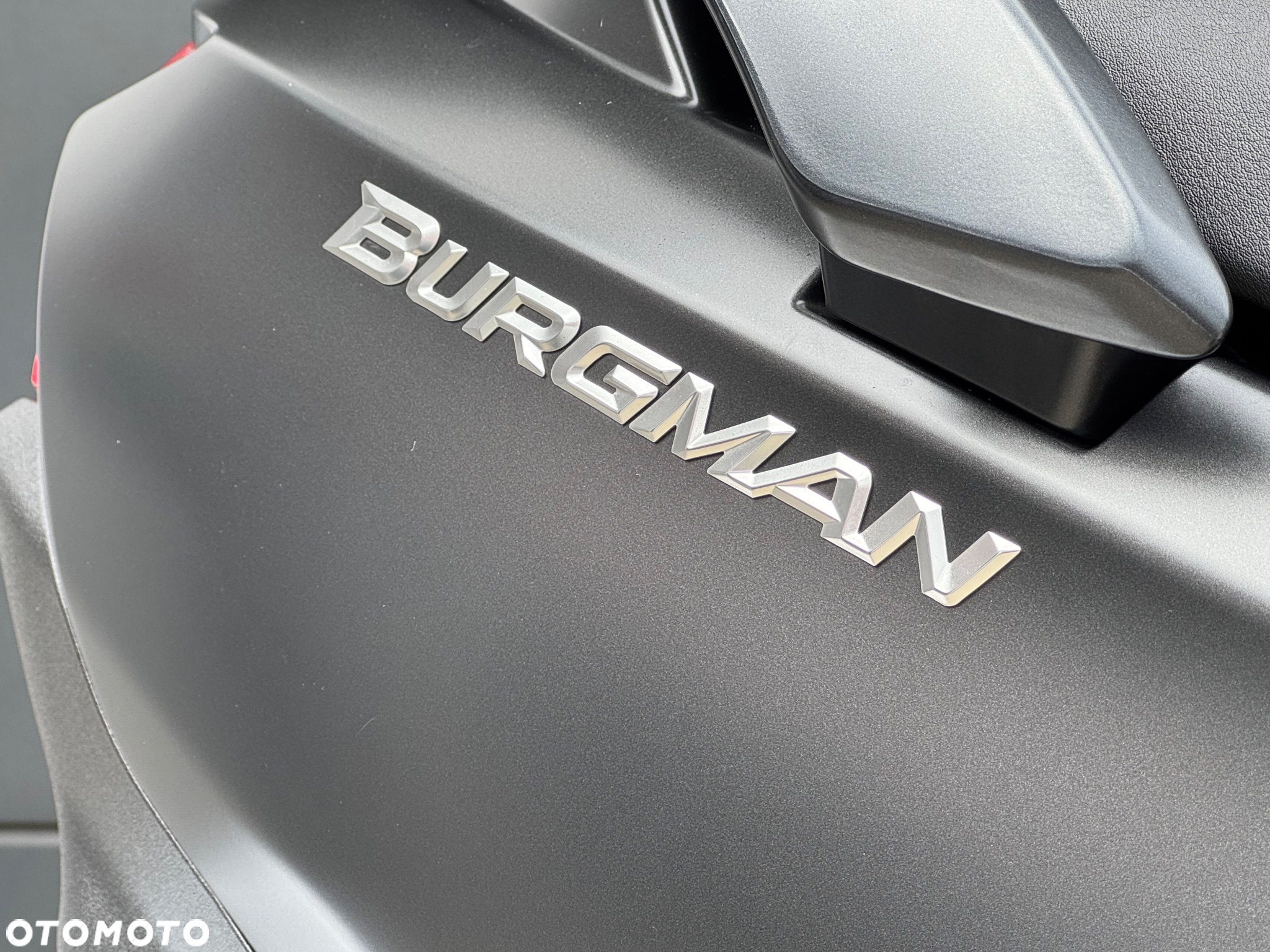 Suzuki Burgman - 10