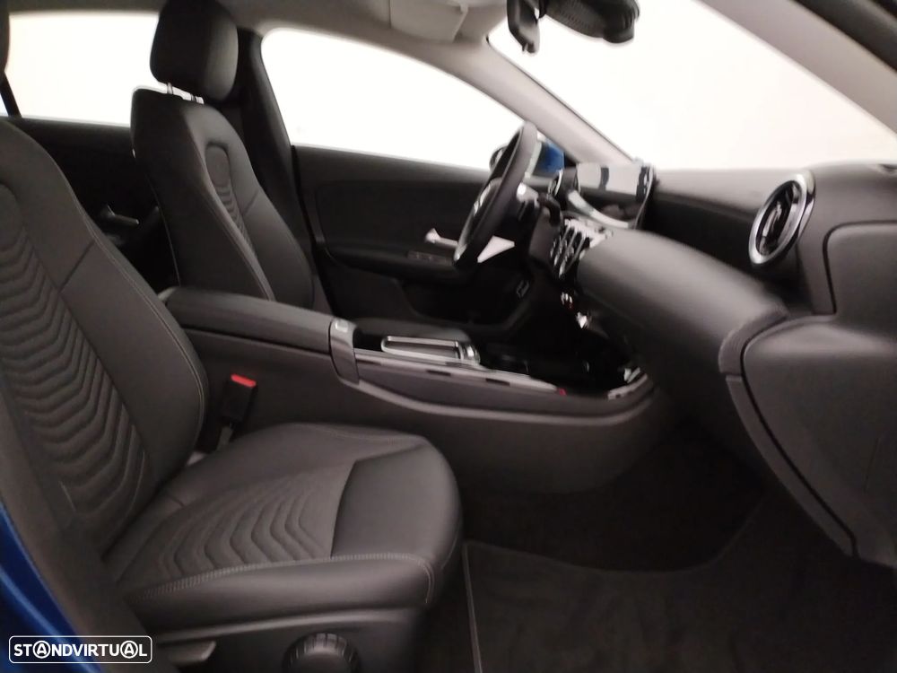 Mercedes-Benz CLA 250 e Shooting Brake Style Plus - 28