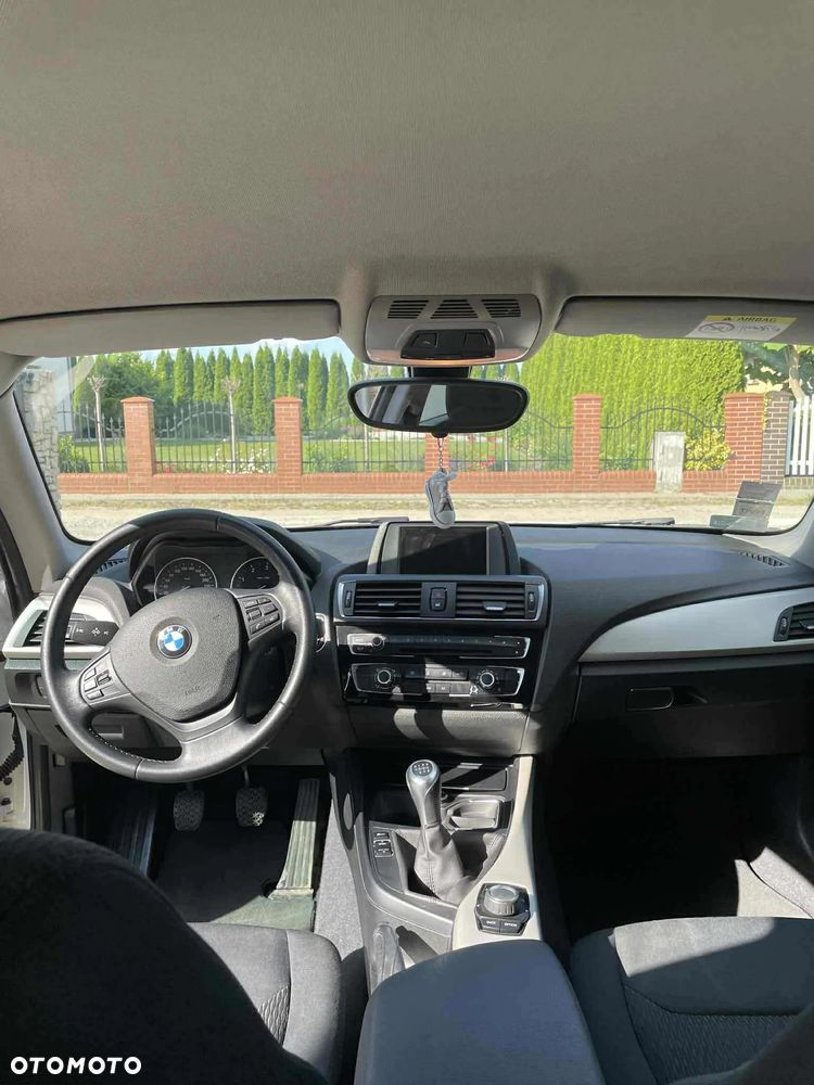 BMW Seria 1 118d - 12
