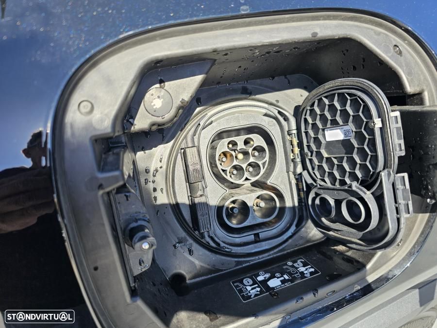 Mercedes-Benz EQA 250+ Progressive - 22