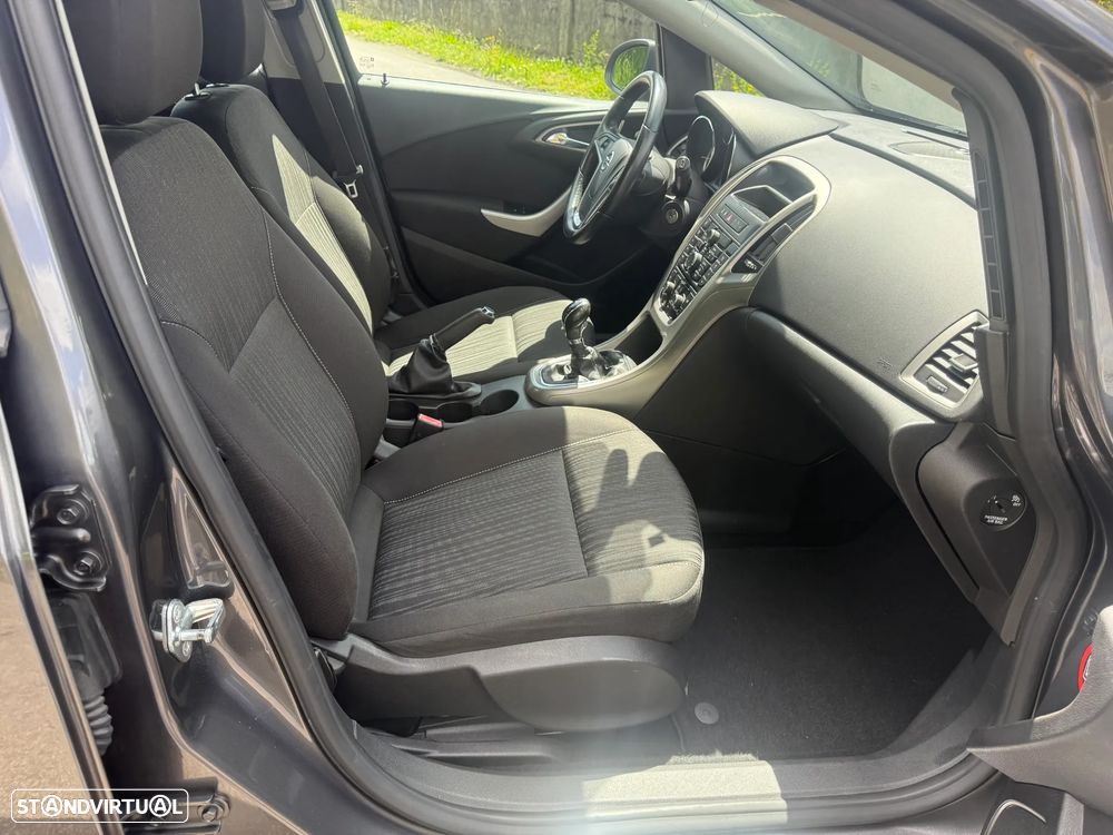Opel Astra 1.4 Enjoy - 12