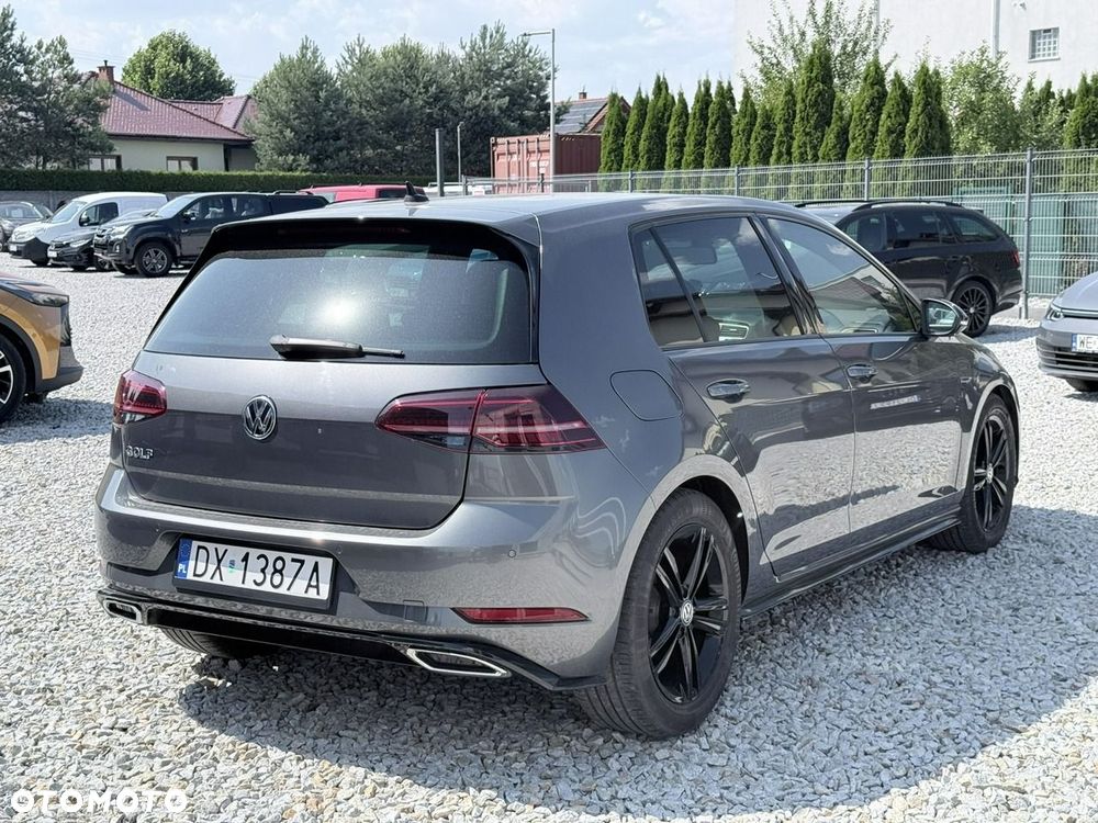 Volkswagen Golf 1.5 eTSI OPF DSG R-Line - 9