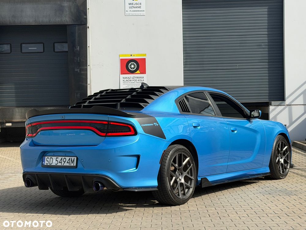 Dodge Charger 5.7 R/T - 16