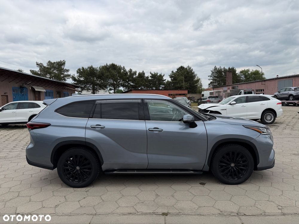 Toyota Highlander 2.5 Hybrid Business Edition - 2
