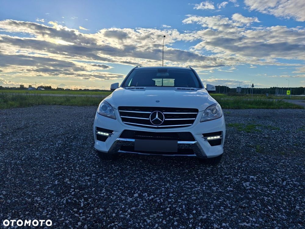Mercedes-Benz ML 350 BlueEff 4-Matic - 4