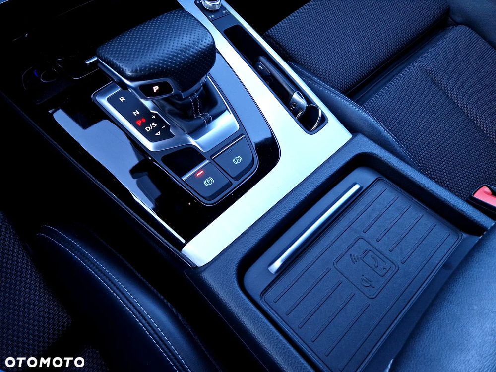 Audi Q5 50 TFSIe quattro S tronic S line - 26