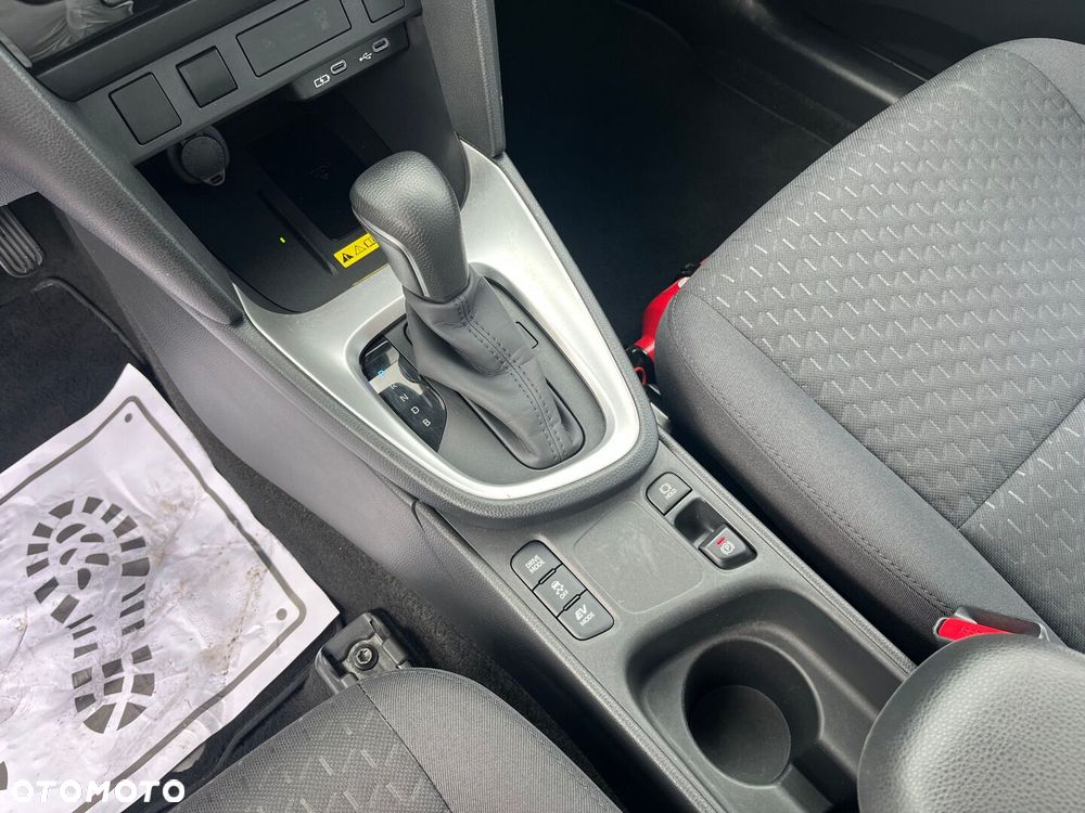 Toyota Yaris Cross Hybrid 1.5 Comfort - 16