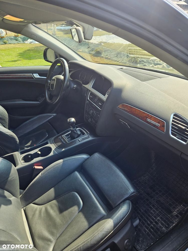 Audi A4 Allroad - 12