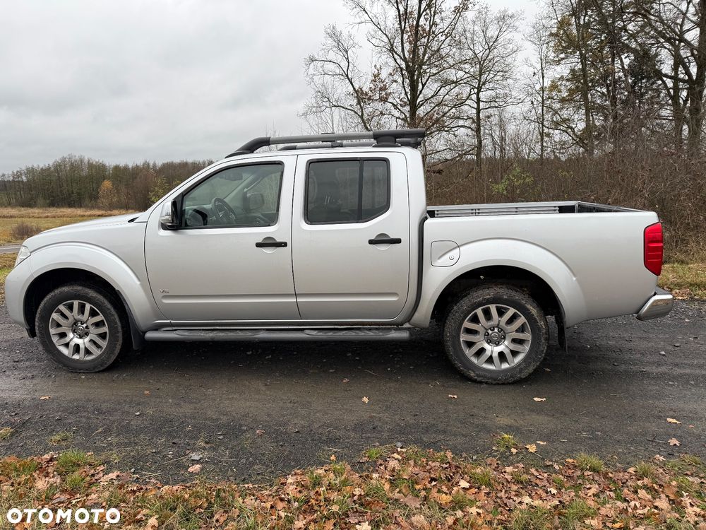 Nissan Navara 3.0 D V6 Platinum Long EU5 - 6