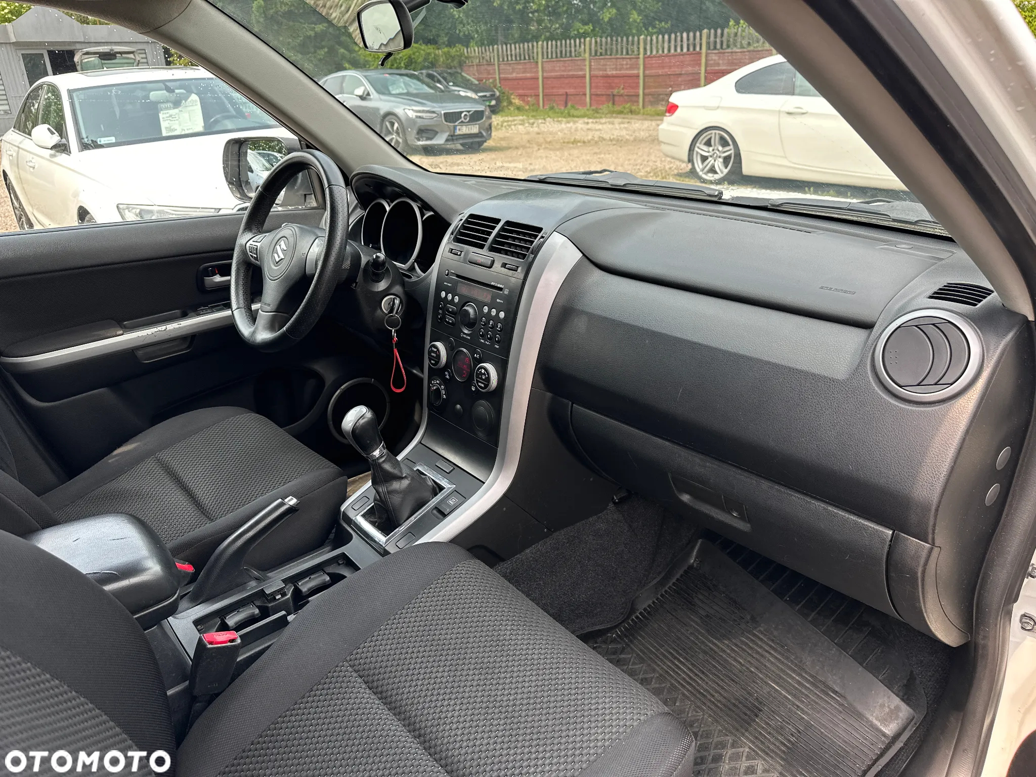 Suzuki Grand Vitara - 16