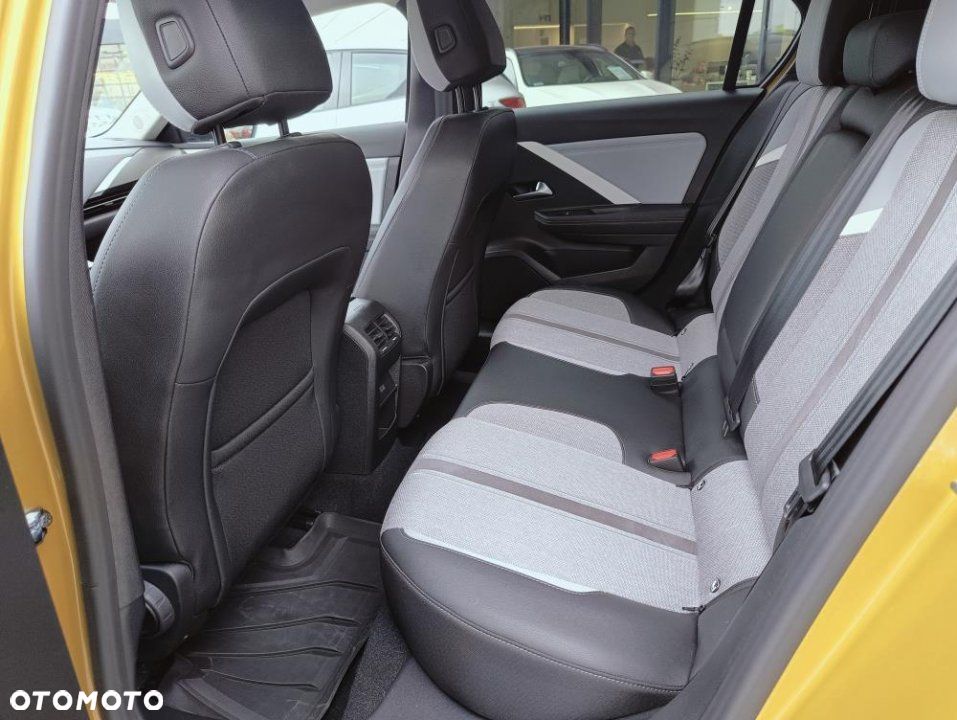 Opel Astra - 8