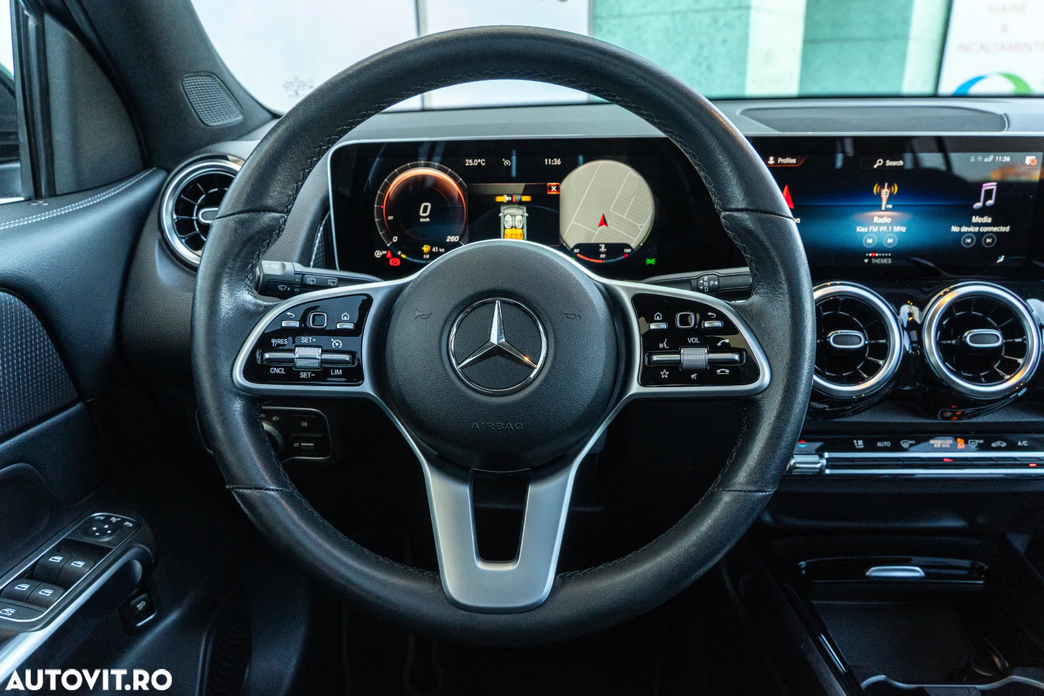 Mercedes-Benz GLB 250 4Matic 8G-DCT AMG Line - 9