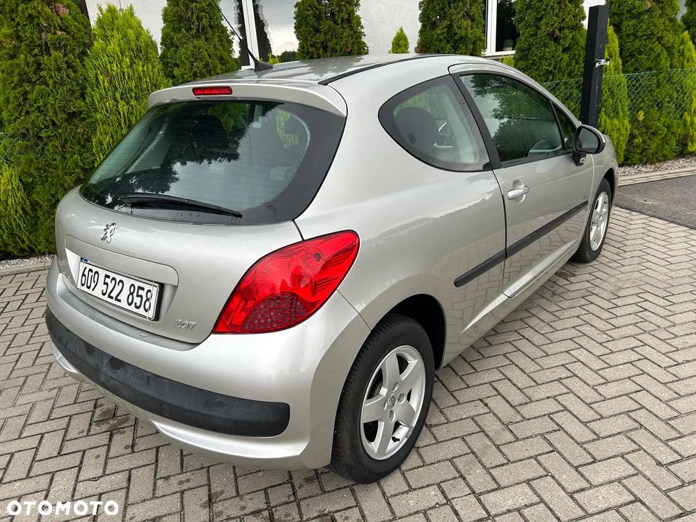 Peugeot 207 1.4 Presence Grand Prix - 9