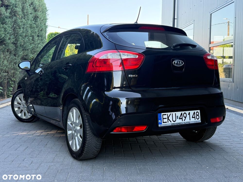 Kia Rio 1.2 Attract - 13