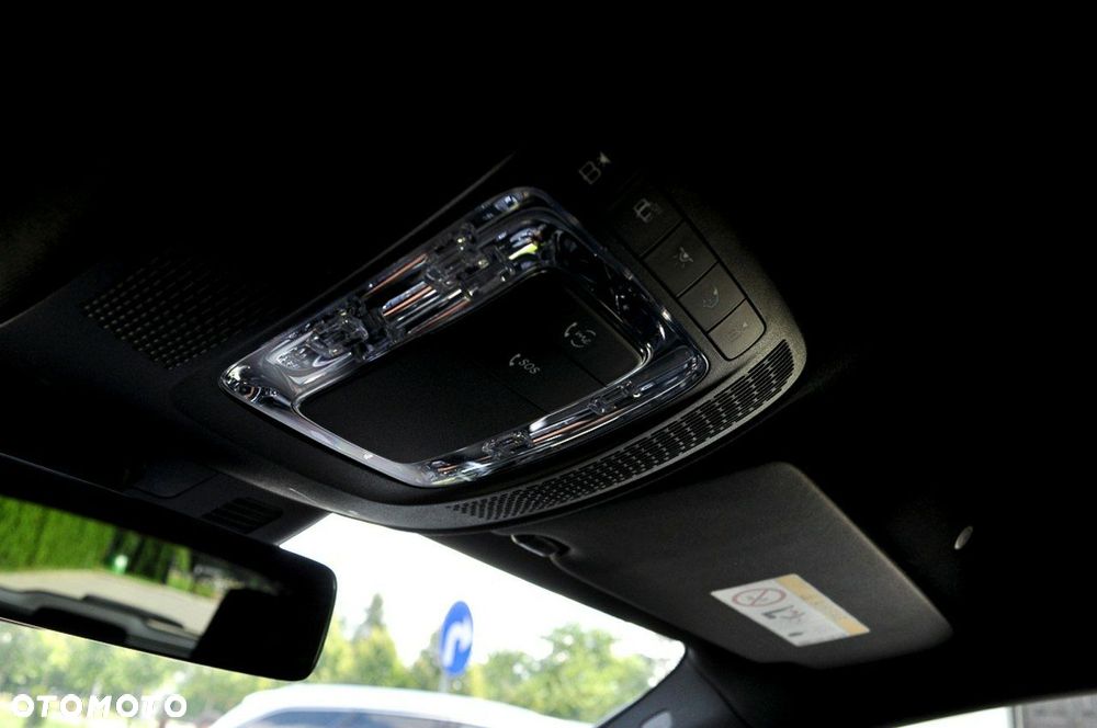 Mercedes-Benz Klasa A 180 d 8G-DCT Edition 2021 - 32