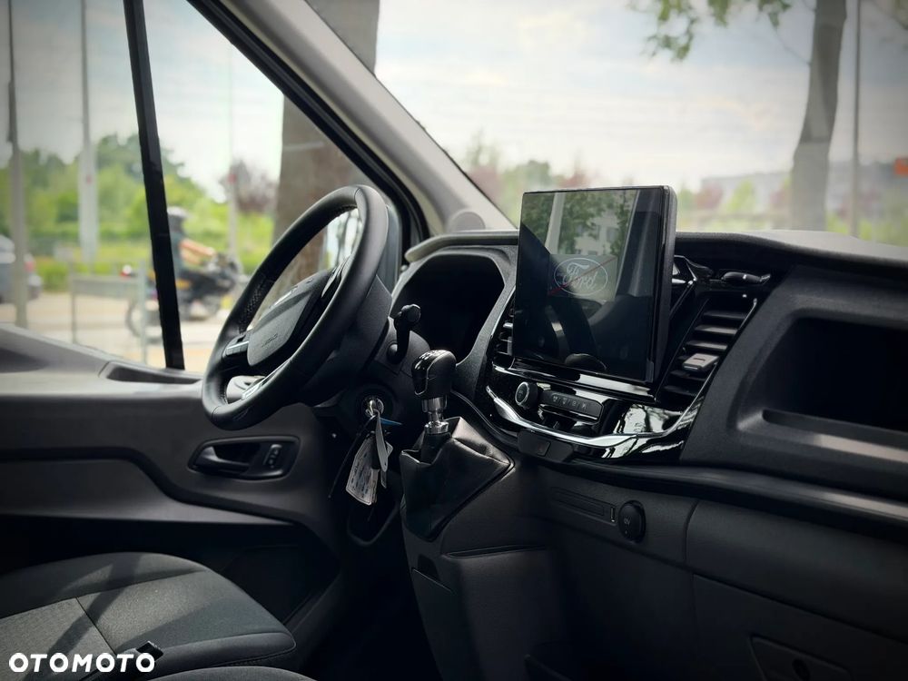 Ford Transit - 26