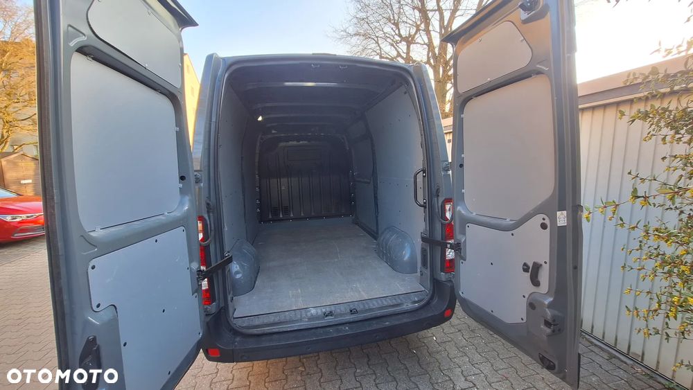Renault Master - 15
