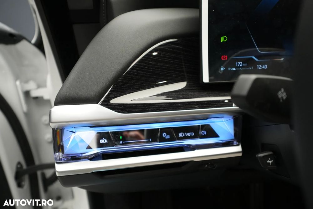 BMW Seria 7 740d xDrive MHEV - 19